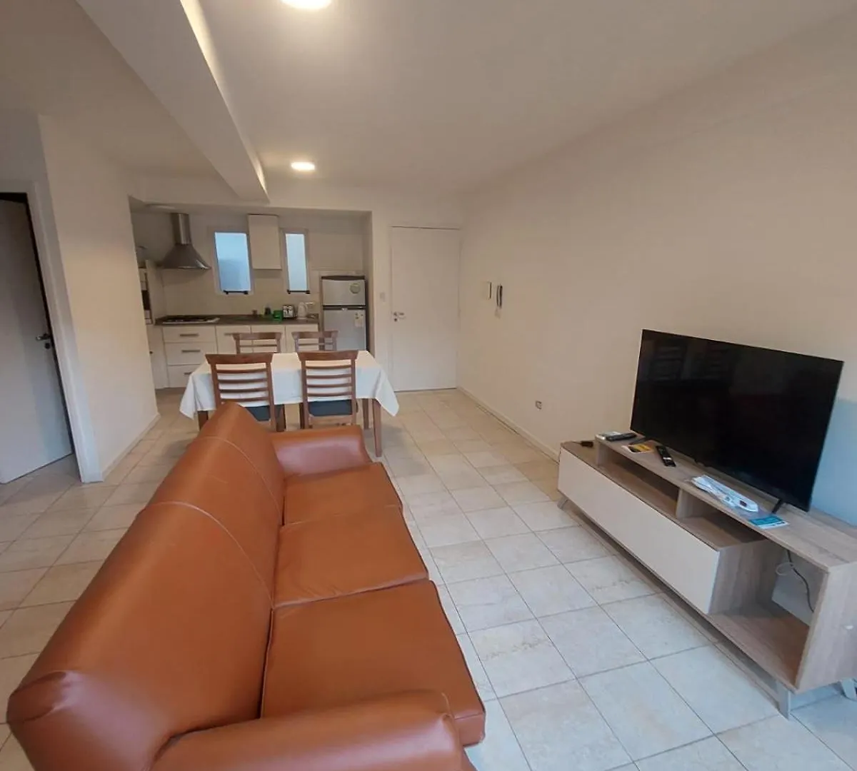 Departamentos Bombal Apartment Godoy Cruz